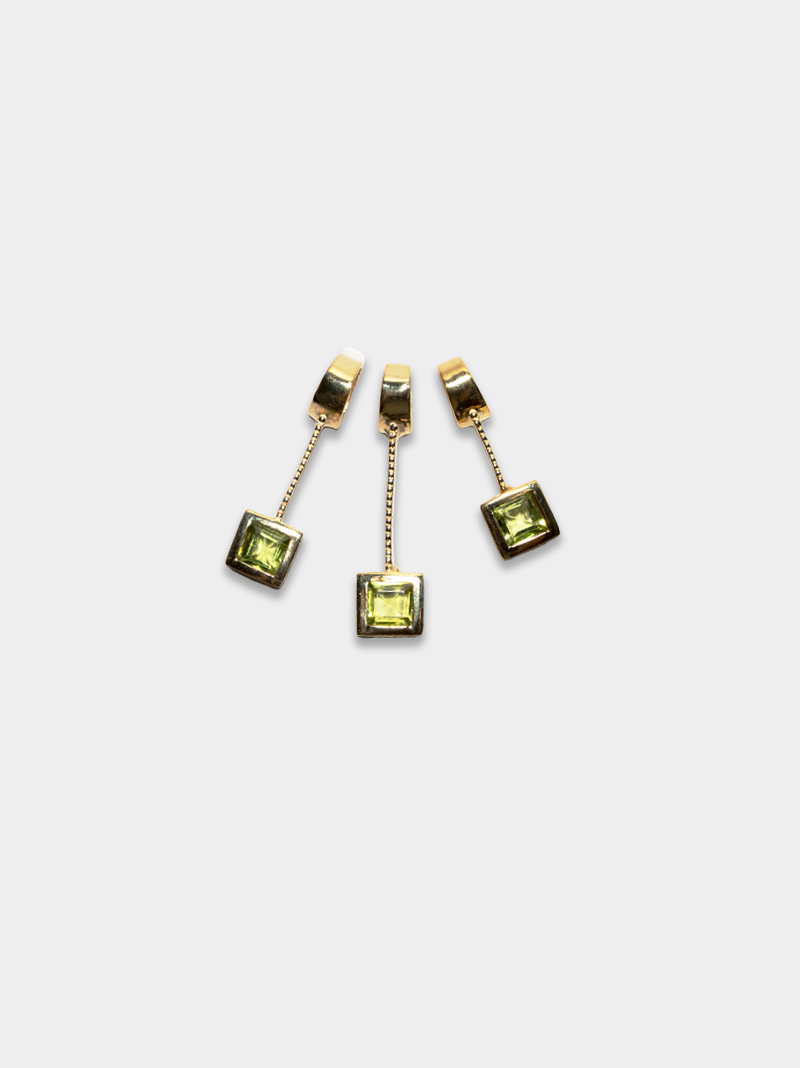 Wearable Charm / Amparo (Peridot)