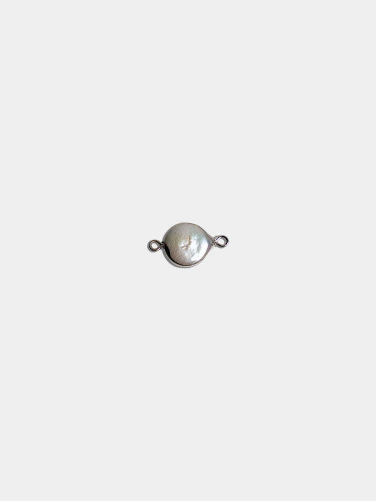 Front Charm / Perlita 01
