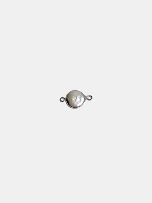 Front Charm / Perlita 01