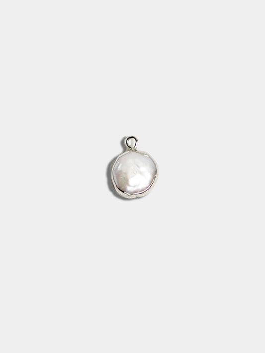 Front Charm / Perlita 02
